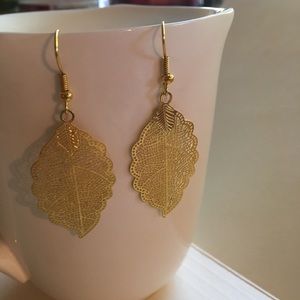 Filigree earrings! Dangle earrings! Fashion !